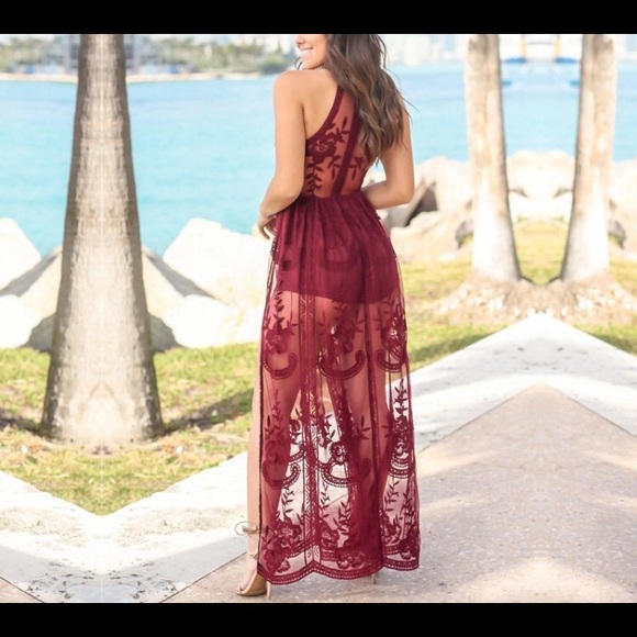 ❌SOLD❌ LACE MAXI ROMPER - Picture 4 of 4